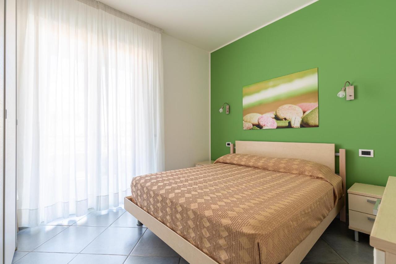 Terraces D'Orlando - Family Apartments With Sea View And Pool Capo dʼOrlando Exteriér fotografie
