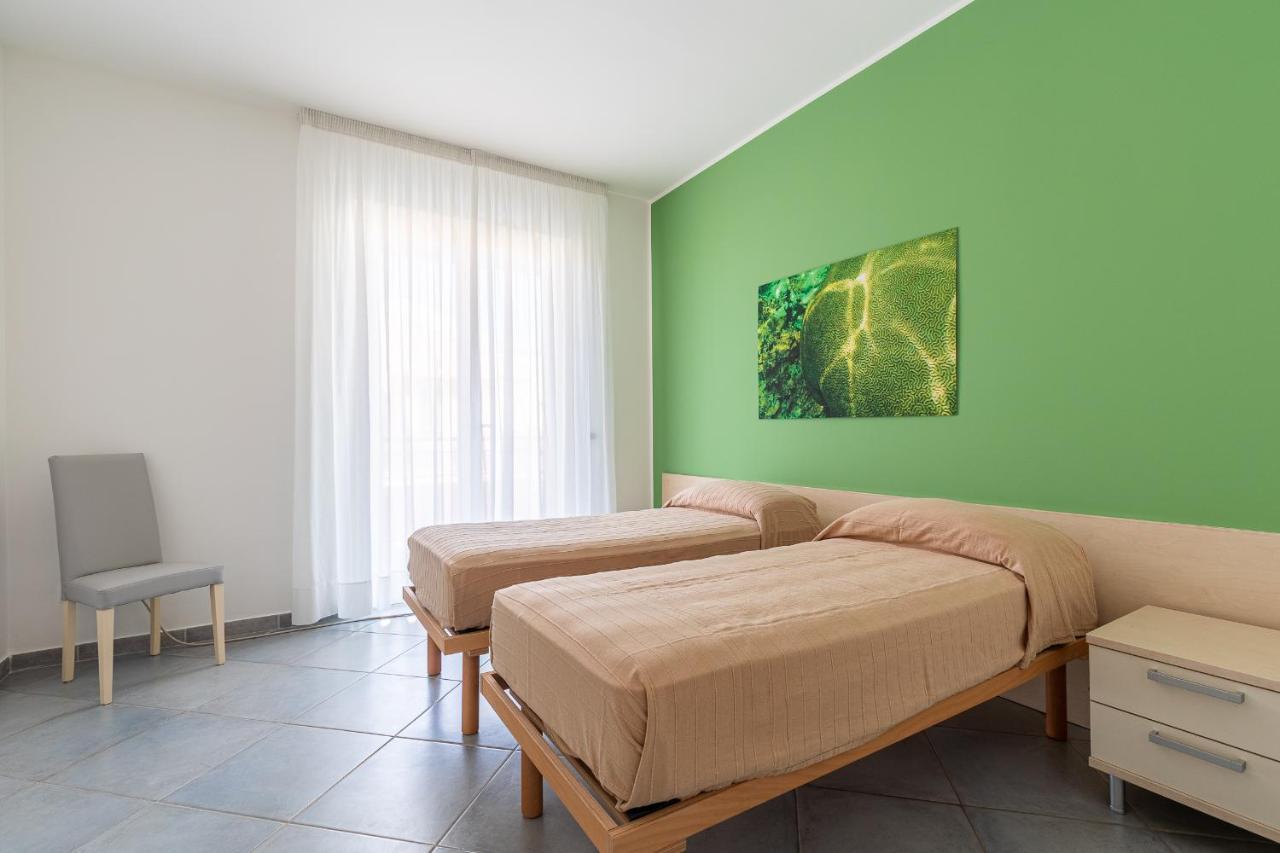 Terraces D'Orlando - Family Apartments With Sea View And Pool Capo dʼOrlando Exteriér fotografie
