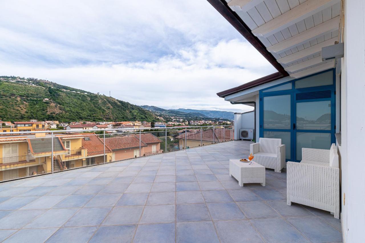 Terraces D'Orlando - Family Apartments With Sea View And Pool Capo dʼOrlando Exteriér fotografie
