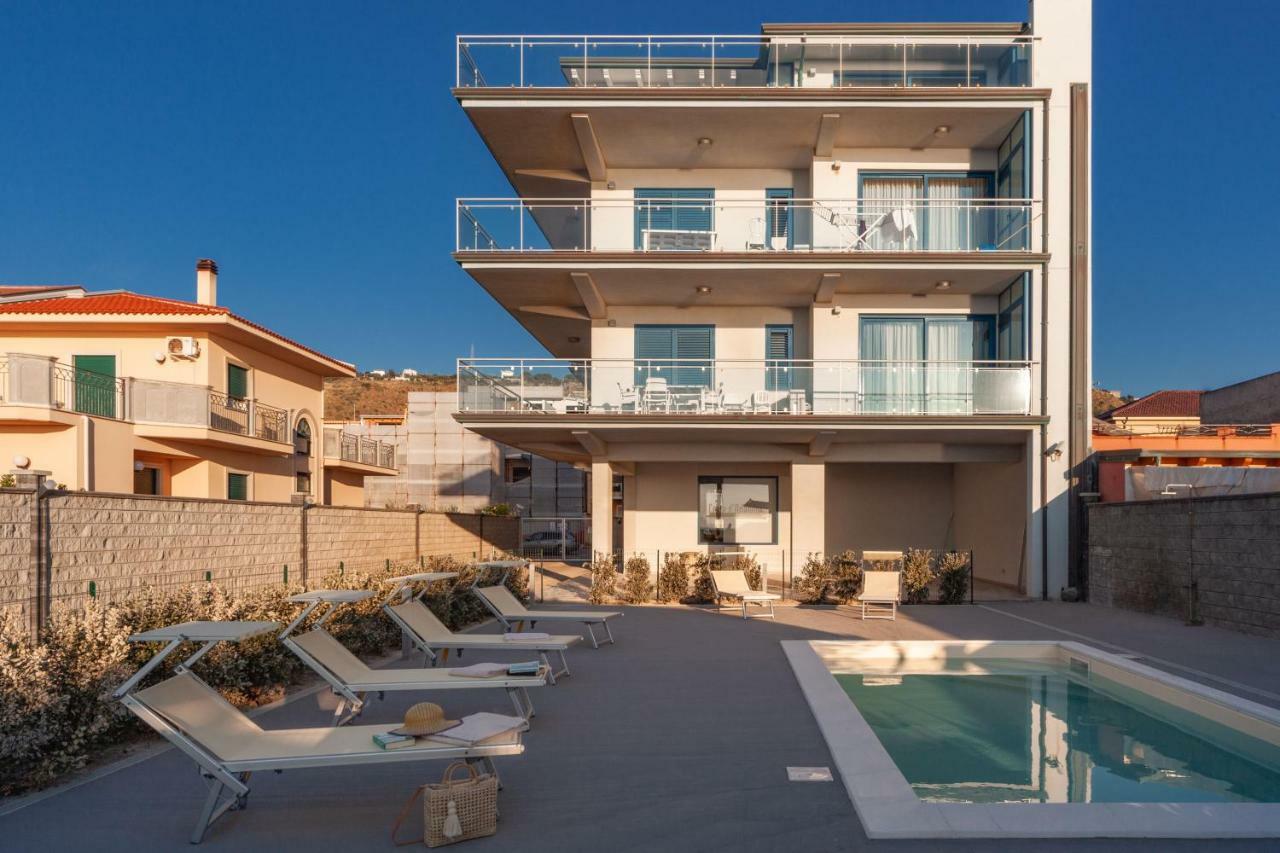 Terraces D'Orlando - Family Apartments With Sea View And Pool Capo dʼOrlando Exteriér fotografie
